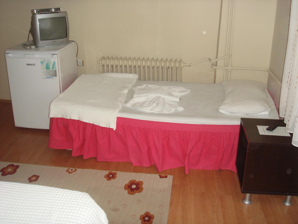 Damla Pension Edirne Szoba fotó